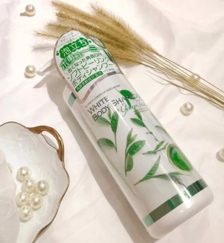 Sữa tắm trắng da Manis White Body Shampoo (2 loại) Trà Xanh