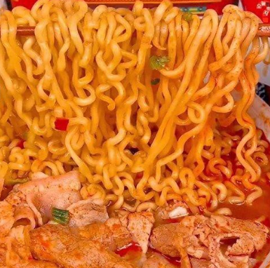 Mì koreno jumbo vị bò cay gói 1kg